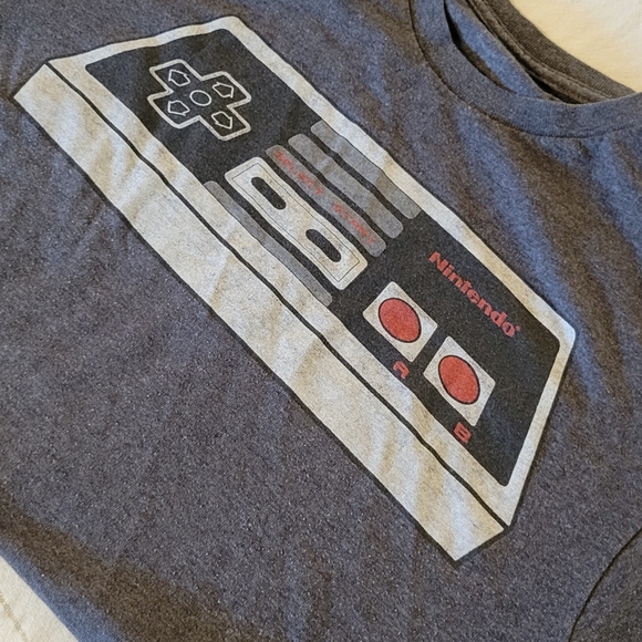 OG Nintendo Controller Shirt - Picture 9 of 9